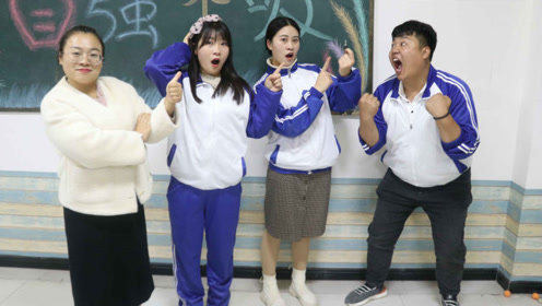 密室逃脱3:王小九缜密推理找出线索,终于解开谜底逃出密室!