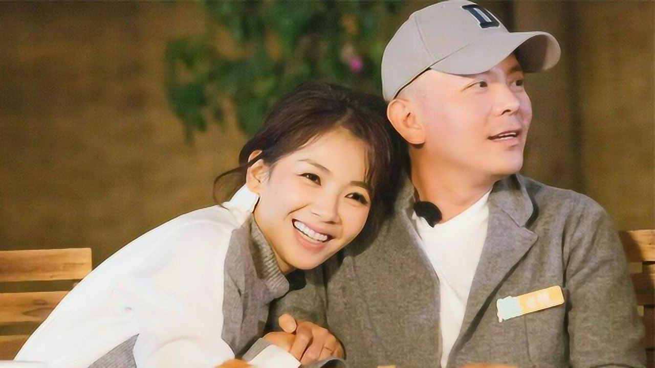 刘涛深夜发文称压力大到失眠 王珂留言暖心安慰