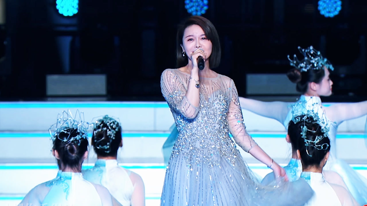 歌手歌手颜佳欣乐队钢琴宽charlesaie弦的金属姜健乐队现场音乐现场