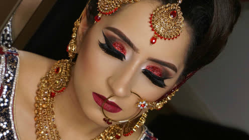 印度新娘妆容图片