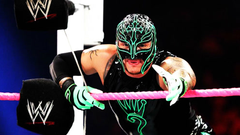 wwe"面具619"太猛了!身高只有168,却能暴揍壮汉!