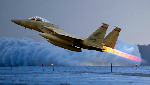 喷气式飞机起飞瞬间,看着太霸气了