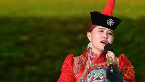 傲日其楞,乌日罕献唱《莫合茹》,浑厚磁性嗓音,迷人好听
