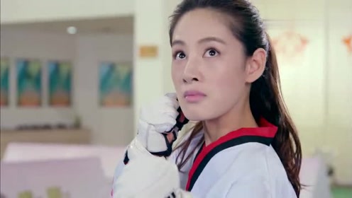 旋风少女:戚百草踢出旋风三连踢,沈柠方婷宜都难以置信!