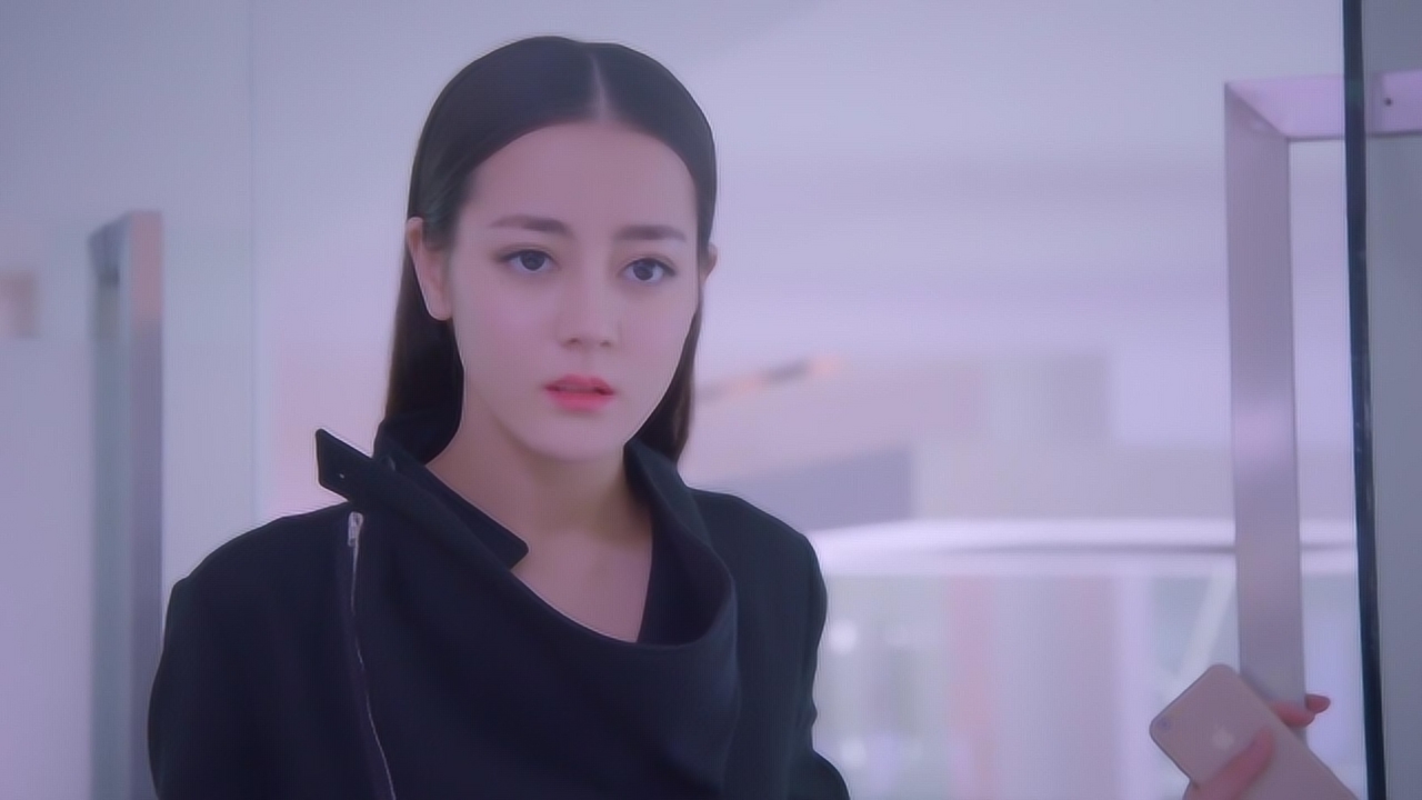 高雯:可爱又迷人,真是磨人的小妖精!