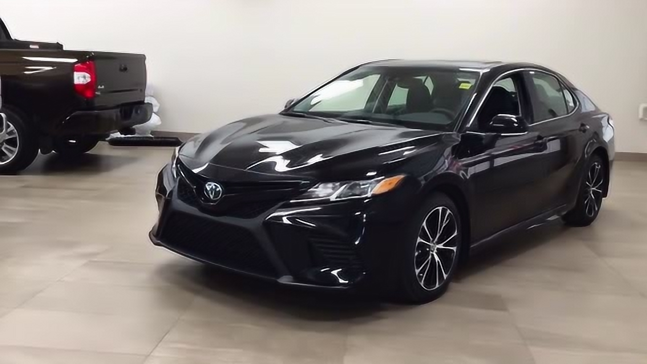 2020款凯美瑞高配到货,这个黑色款真大气