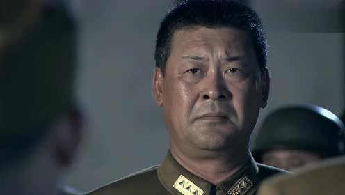 电视剧:苍狼上传者:火影之狂暴艺术时 间:2020-01-18苍狼:男子带人救