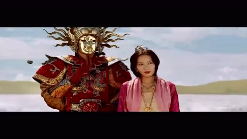 《无极》王以为救兵来了,结果被鲜花盔甲一剑刺死,红颜祸水