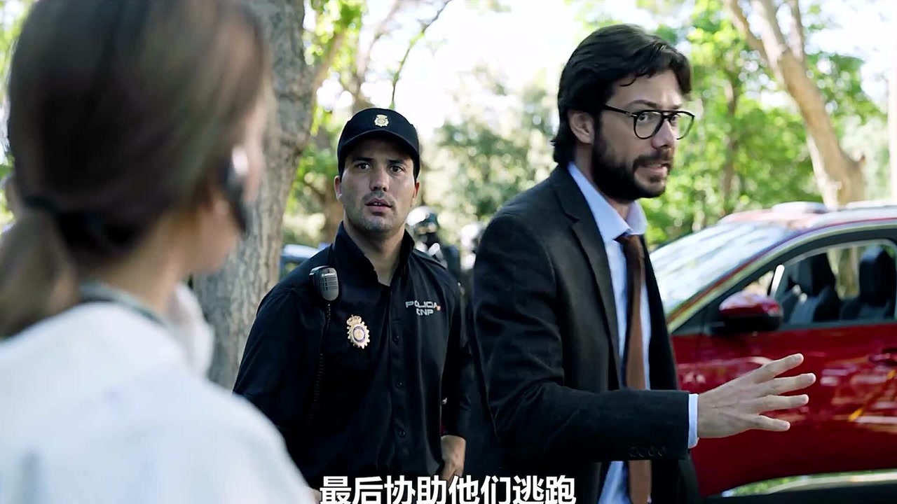 纸钞屋,高智商犯罪,抢劫印钞厂对你没看错