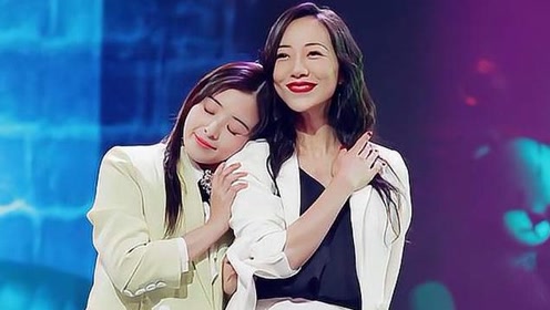 韩雪张含韵配音《后妈的茶话会》,英语亮嗓惊艳全场!