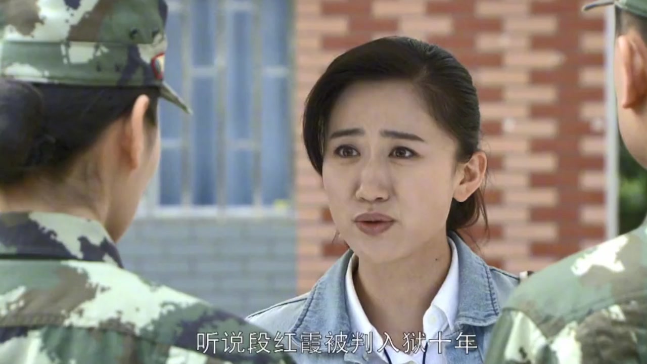 美丽重生:小花父亲吸毒死了,母亲被判十年,年幼的小花何去何从#影视