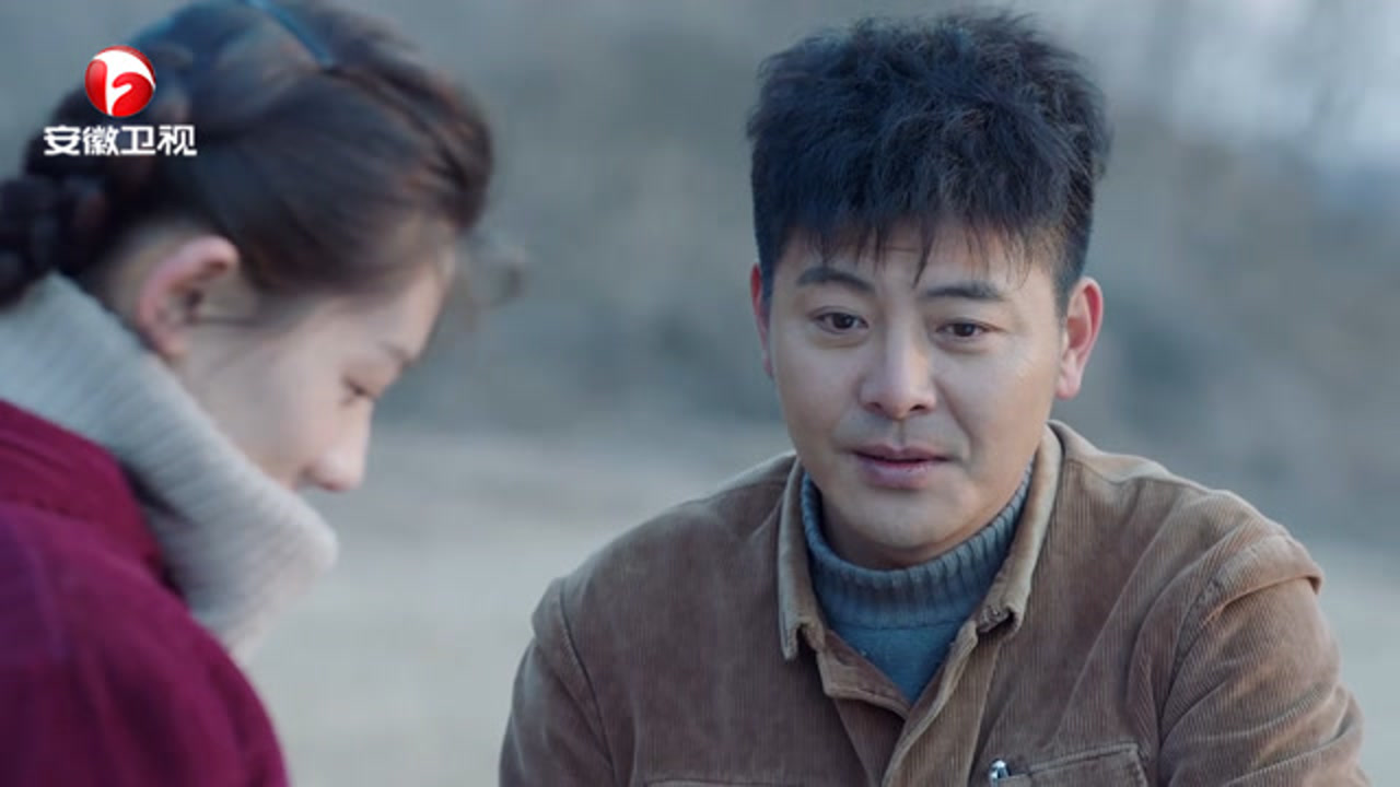 山楂树:彭天翼与蒋欣童相爱,2人互相试探,说话都小心翼翼