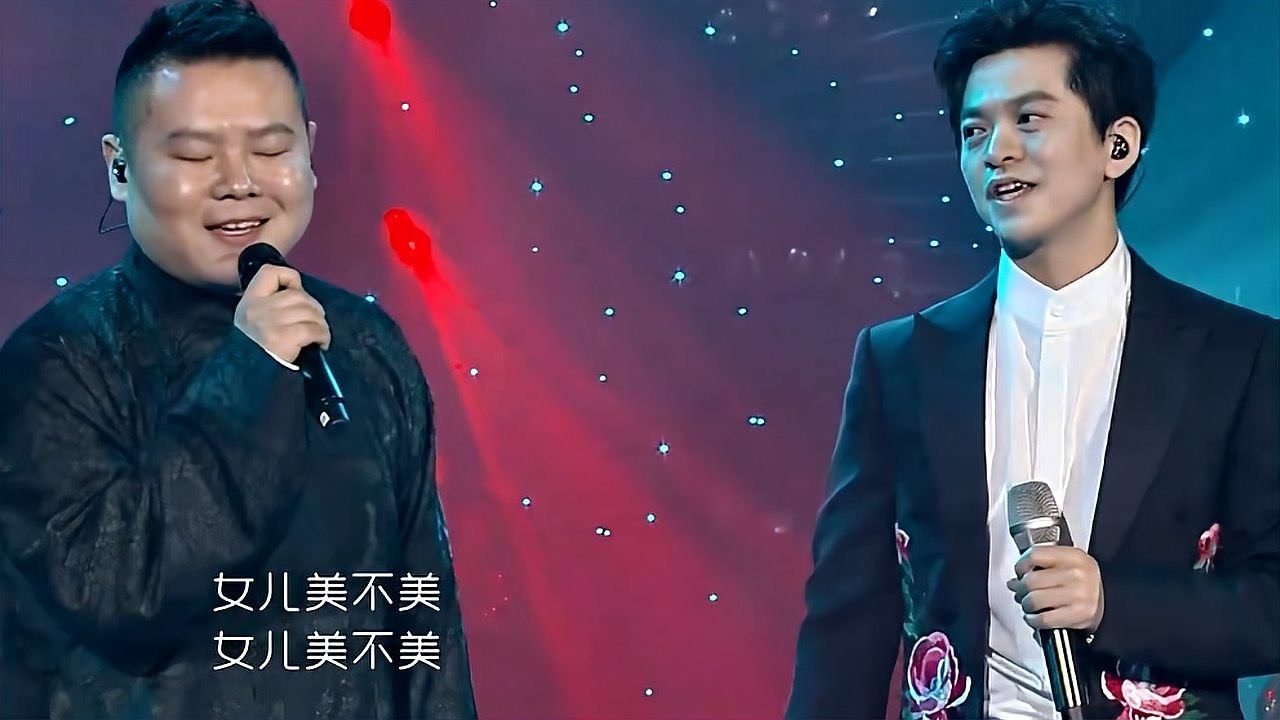 岳云鹏帮唱李健强势开口!《女儿情》魔音贯耳,堪称歌坛名场面!