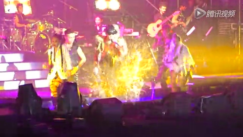 Lunatic Rough Party è¾è®¯è§é¢ He has ten degrees or designations and is the author of three books. è¾è®¯è§é¢