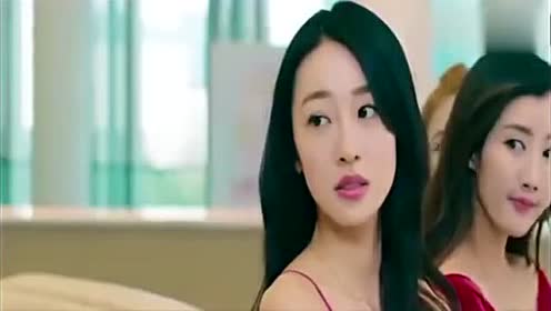美女掉内衣_美女胱掉所有内衣正面