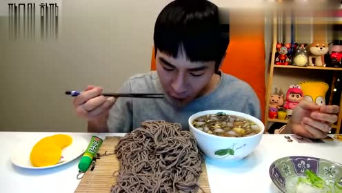 Brother eats pussy — pic 4