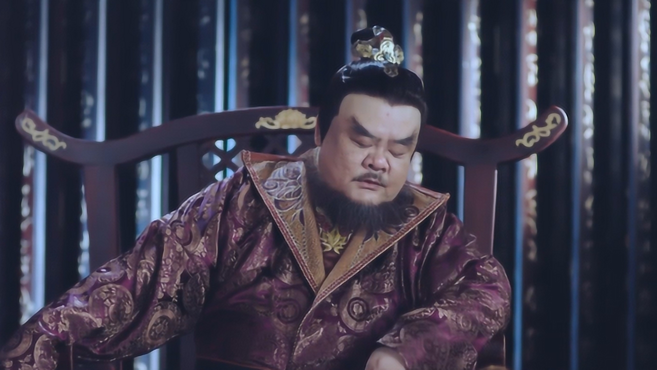 杨贵妃给比自己大十六岁的安禄山"洗澡",唐玄宗:重赏!