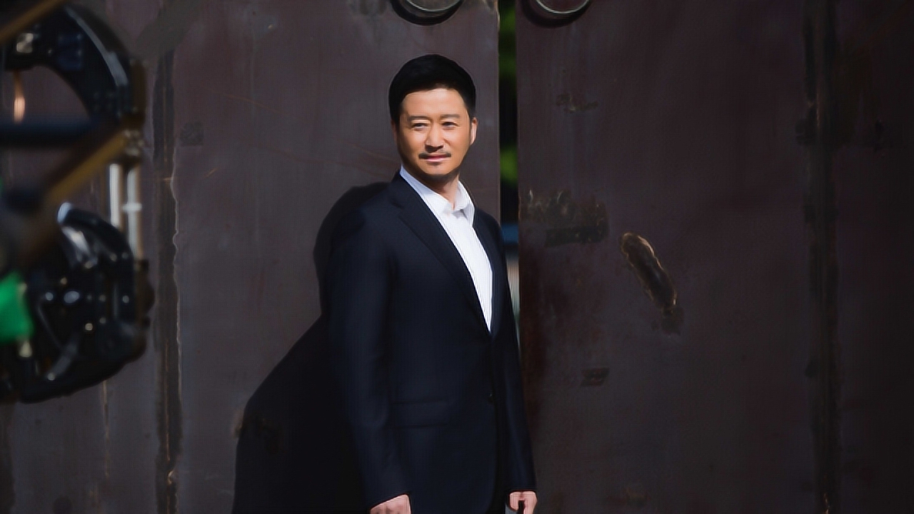 02:42   《一百零八》五一档播出,改编汶川地震真实事件,吴京本色出演