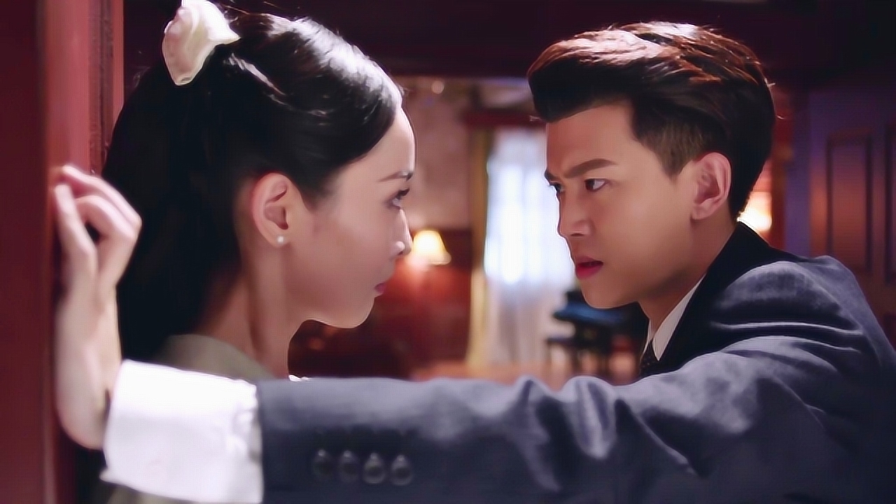 《秋蝉》任嘉伦霸气壁咚李曼,李曼脸瞬间红了,都不敢抬头看!