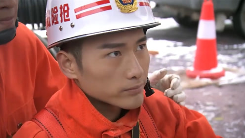 05:24"不忘初心 砥砺奋进 逐梦新时代"演讲【辅警组第一名贺飞】2017