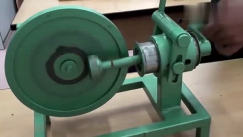 简单装置,解析摩擦轮机械传动结构的机械原理