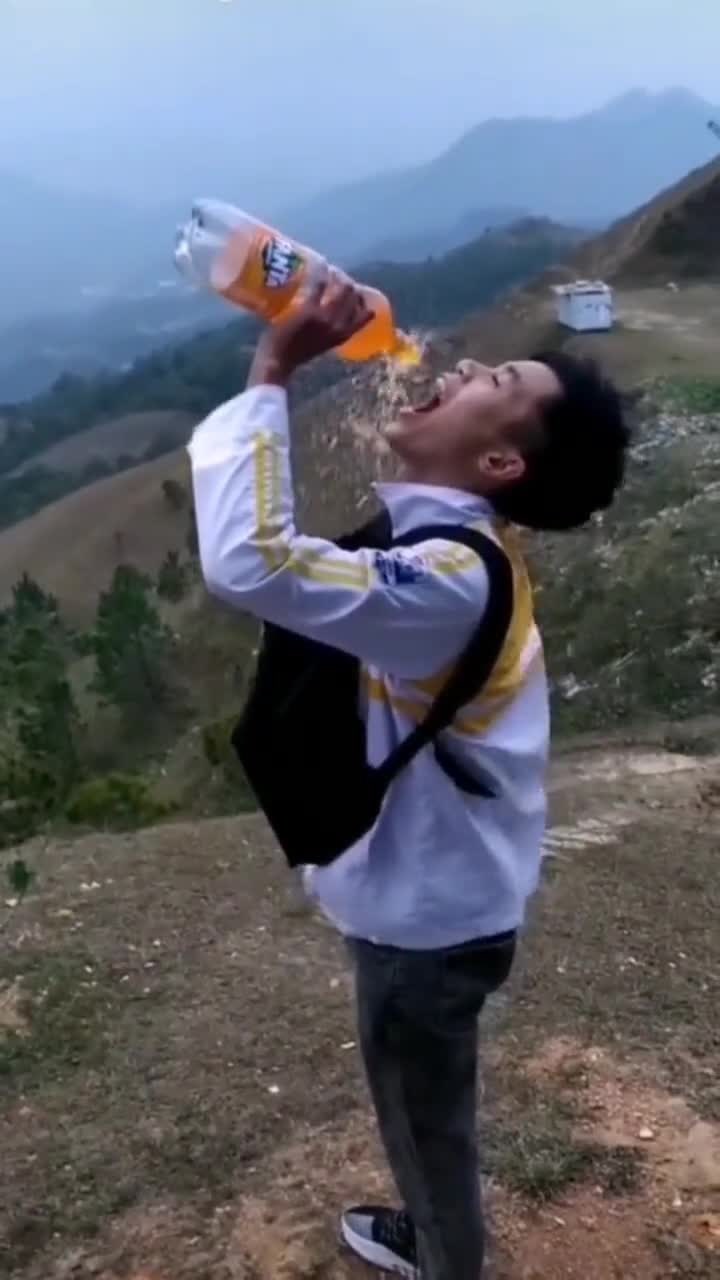 啥都没喝到,全喝西北风!