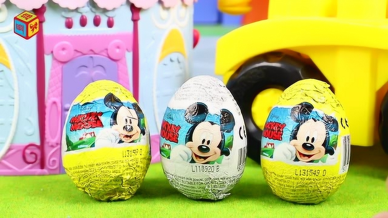 米老鼠圣诞奇趣蛋得到圣诞米老鼠