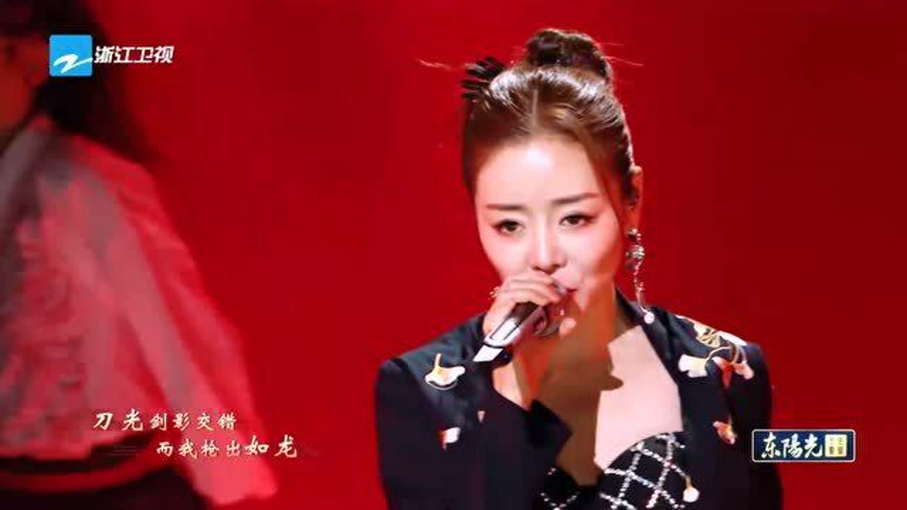 天赐的声音-安又琪,金子涵唱《踏山河》,尽显巾帼风采!