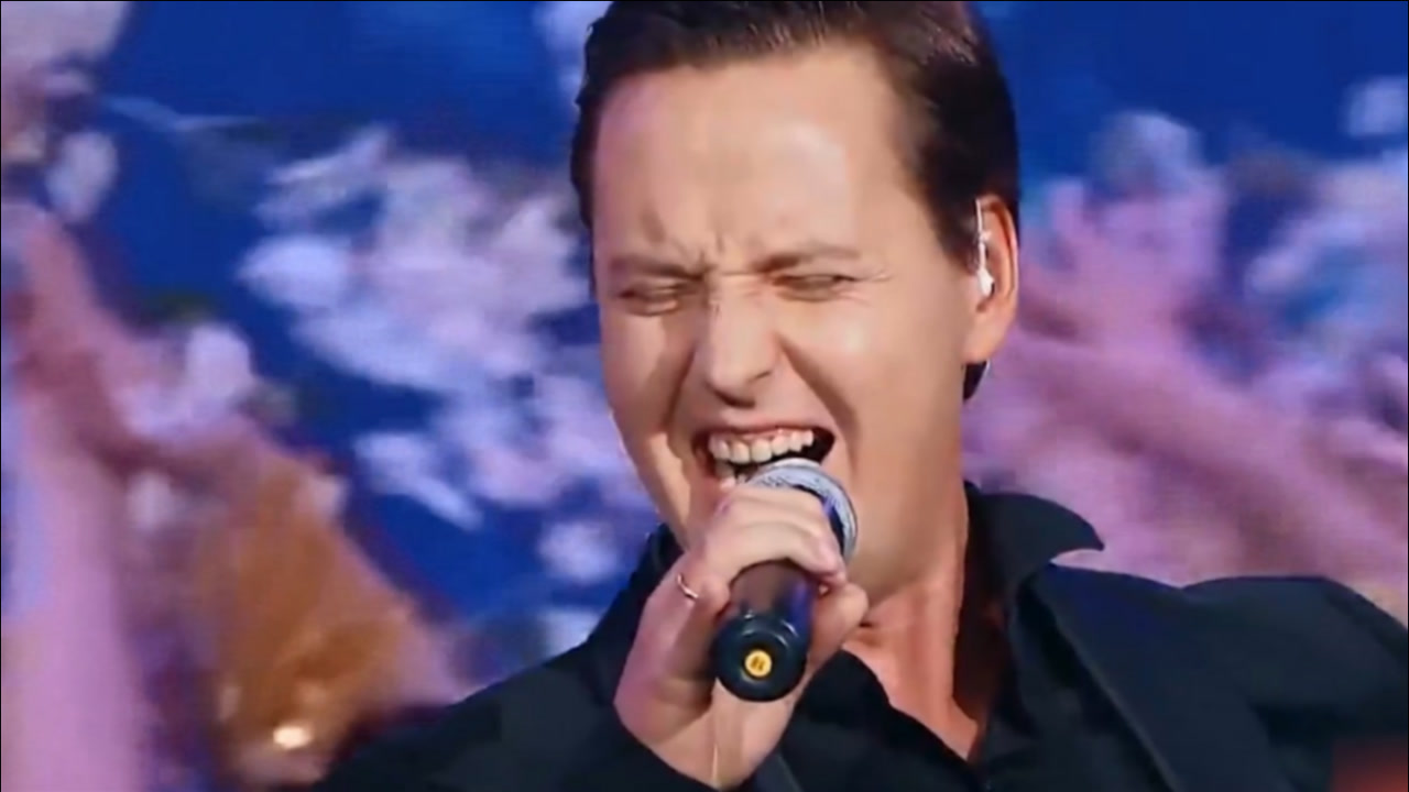 这才是真正的海豚音,这般撕心裂肺,不愧是俄罗斯国宝级歌手!