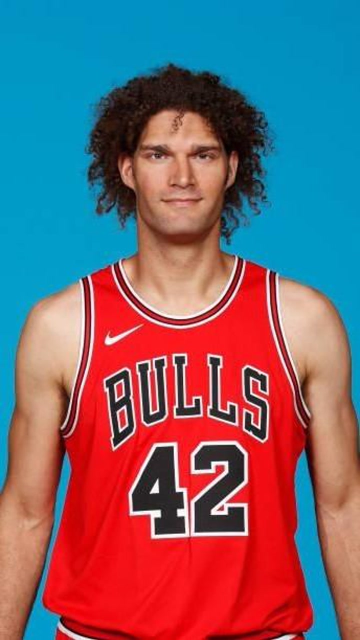 挡拆顺下 内线梦幻脚步!跟着小洛佩斯学会这套篮下动作!