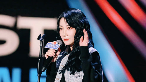 【乃万】神吐槽→周琦穿七分裤投三分球十分难看