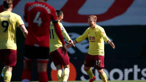 南安普顿vs伯恩利：1-2溃败暴露新帅体系水土不服