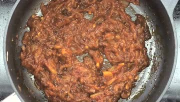 一口就爆浆的茄子素汉堡做法