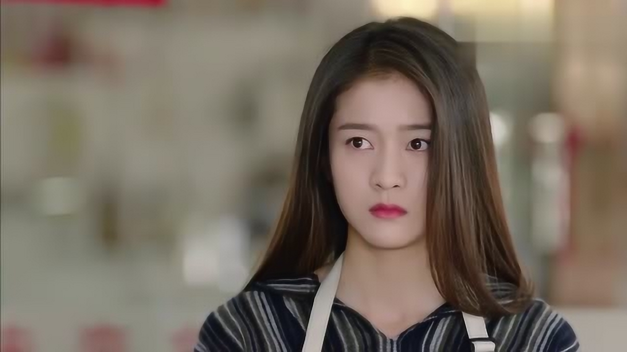 青春最好时:初音音简直是厨房杀手!一不小心竟然把刀扔出去了