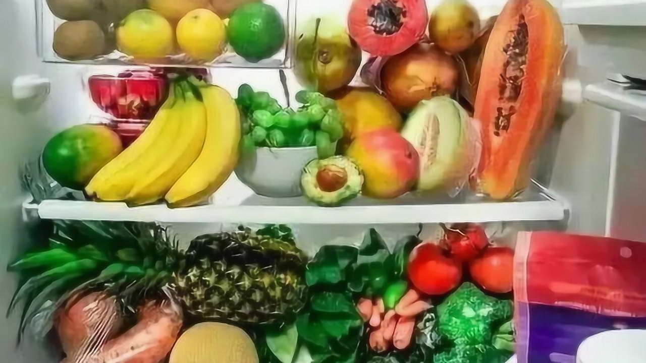 其实热带水果是不宜放入冰箱存放的
