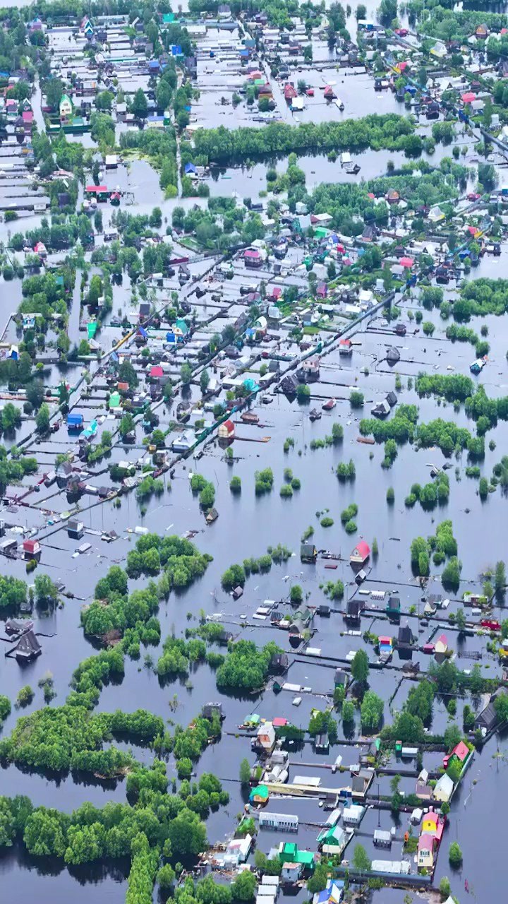 航拍被水淹没的村庄,风雨面前我们一起扛,河南加油,郑州加油!%暴雨