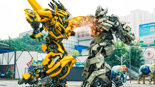 威震天挑衅大黄蜂,终极pk竟被虐惨了,火花四溅,精彩绝伦!