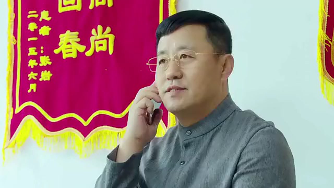 乡村爱情:刘大脑袋以为大脚要报警,没想到是给黄世友打电话