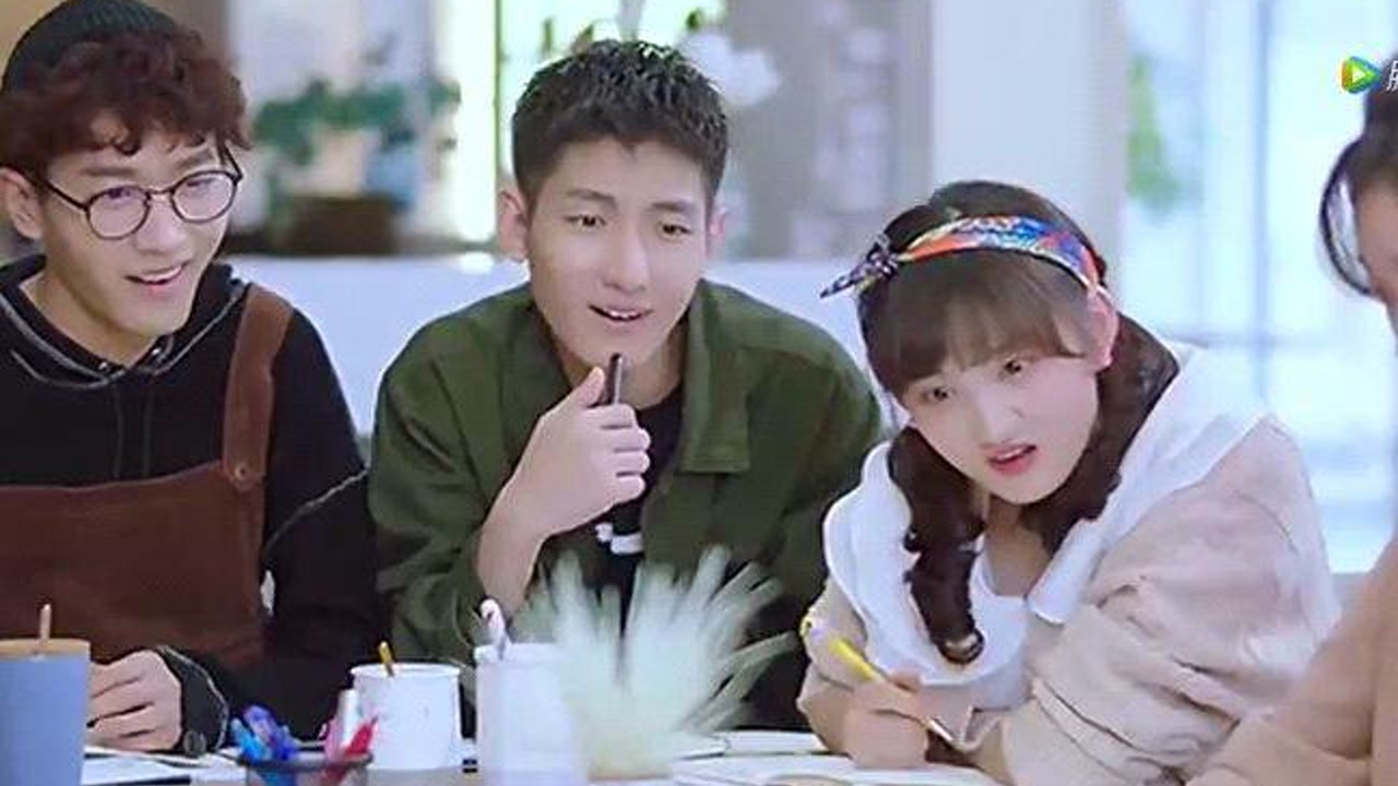 拾光里的我们徐嘉修给陆珈发红包,陆珈不好意思收