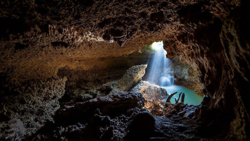 印尼最神秘的瓜哇洞,奇怪的现象至今无人能解释!