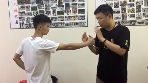 顶肘 腾讯视频