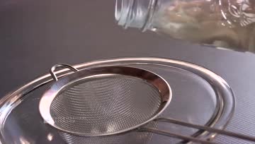 没有牛奶也可以制作炼奶