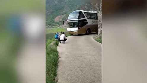 小山慶一郎 腾讯视频