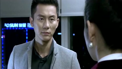 男子最终还是选择了妻子,这样的男人霸气