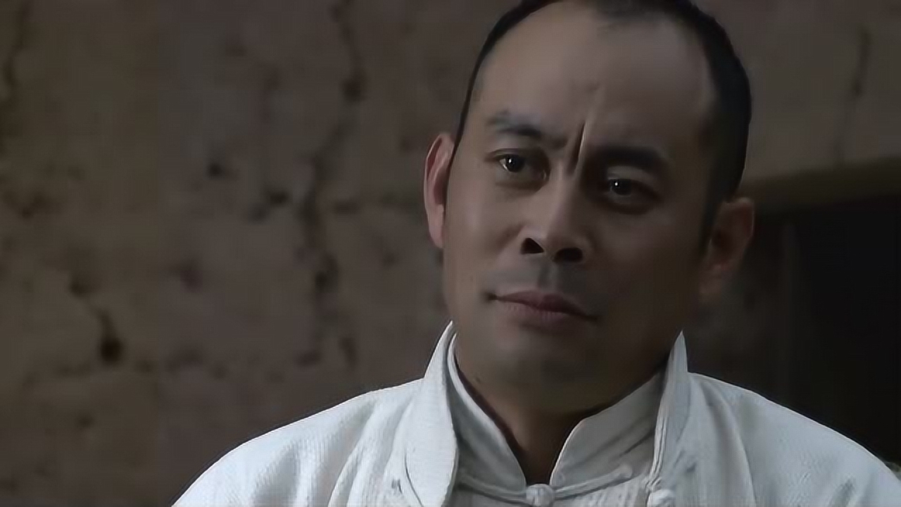 雾柳镇:柳云轩败坏白风寨的名声,土匪怒了,扬言要杀了他!