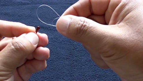 传统钓鱼的带线槽的朝天钩的绑钩方法三