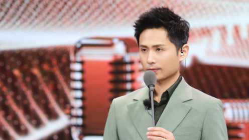 投入非凡##边江曝光配音演员真实工作日常