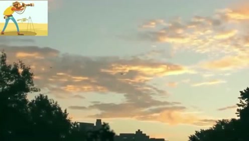 实拍直升机飞向UFO过程，这画面太珍贵了！