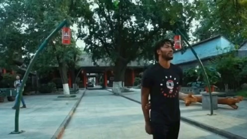 高見明男 腾讯视频