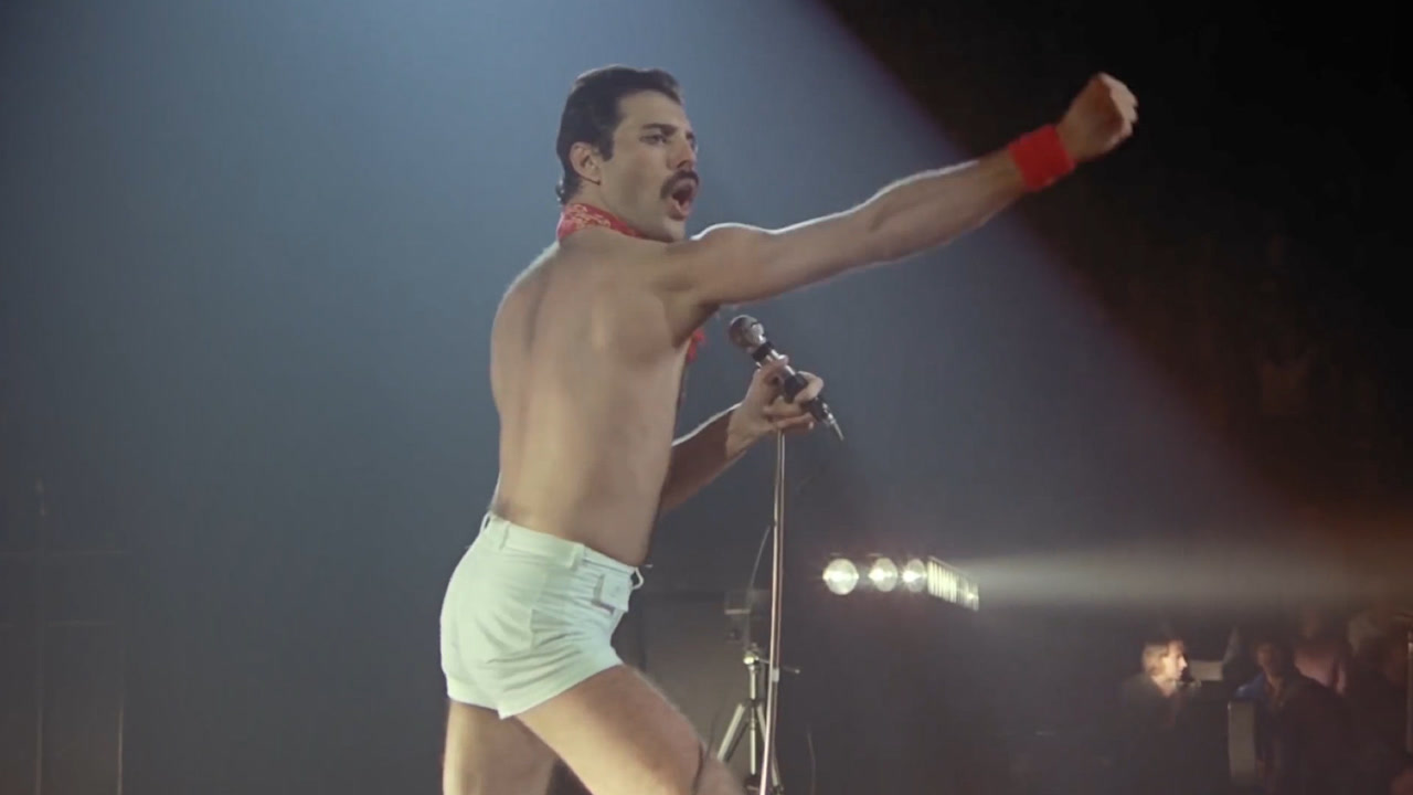 全球唯一敢穿裤衩开演唱会的乐队,一首歌火了44年,地球人几乎都听过!